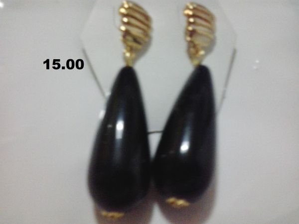 Brinco preto
